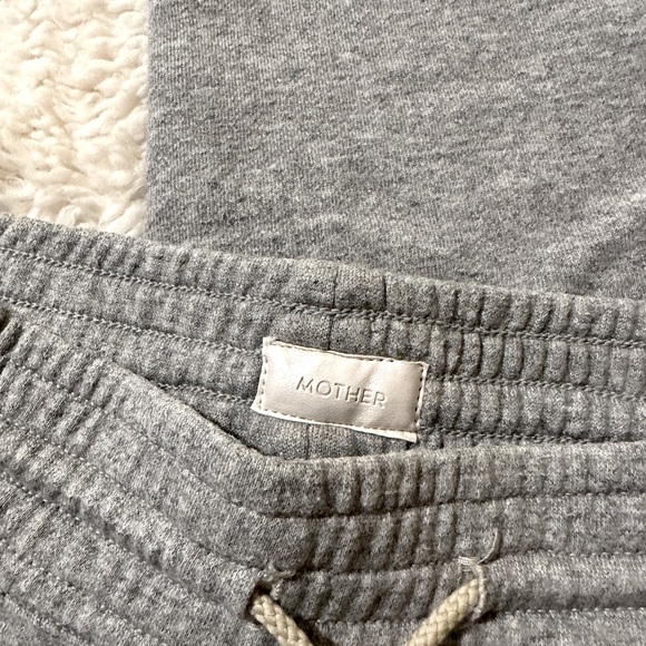 Mother crop joggers frayed at bottom with slit (Heather Grey) - Picture 3 of 6